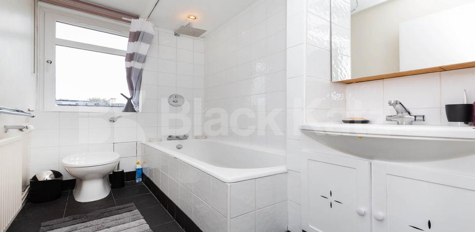 			1 Bedroom, 1 bath, 1 reception Flat			 Chester Court, Albany Street, Regents Park / Camden